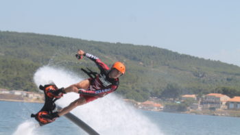 Permalien vers:Flyboard
